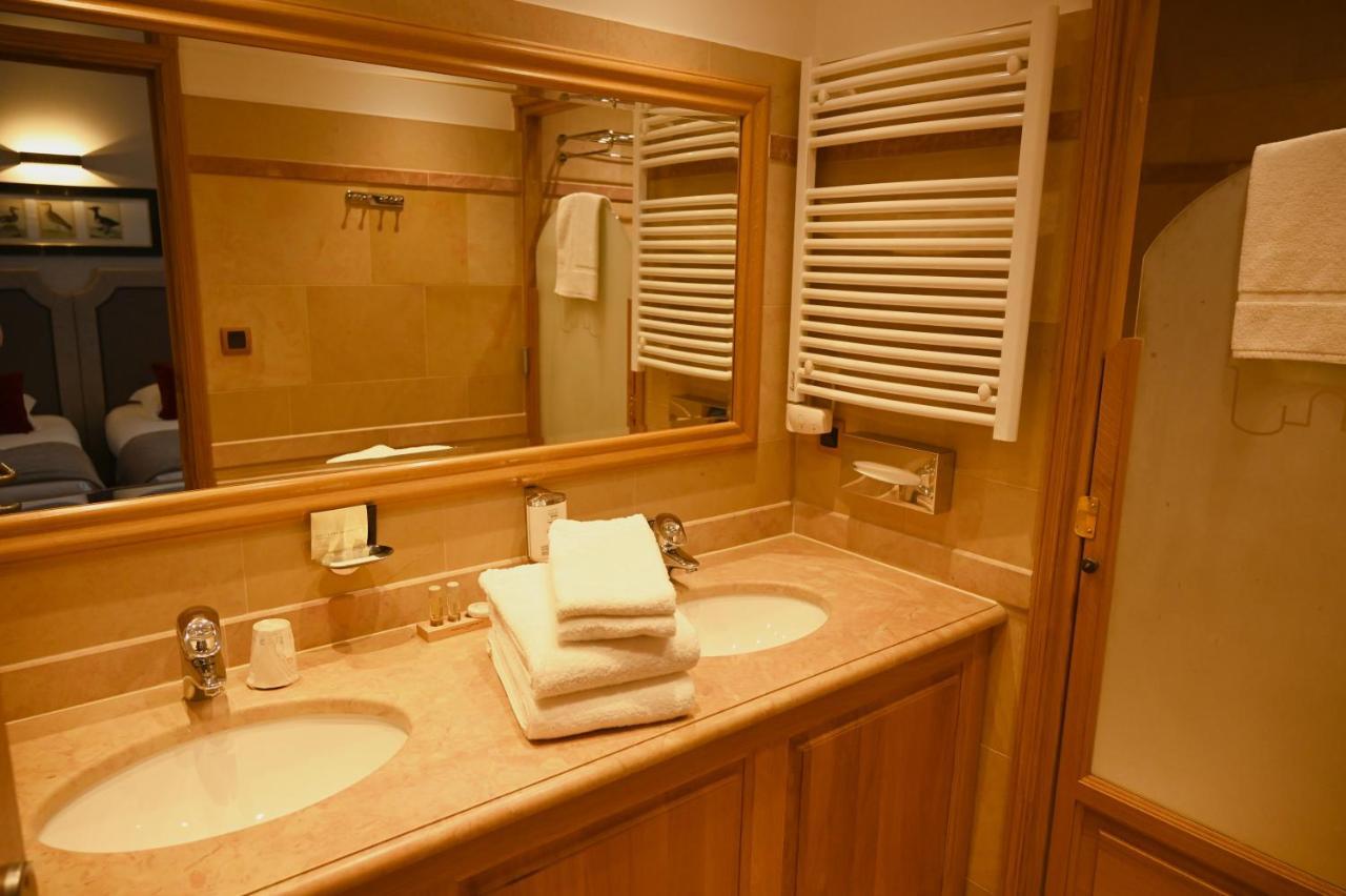 Hotel Le Rempart 투르뉘 외부 사진