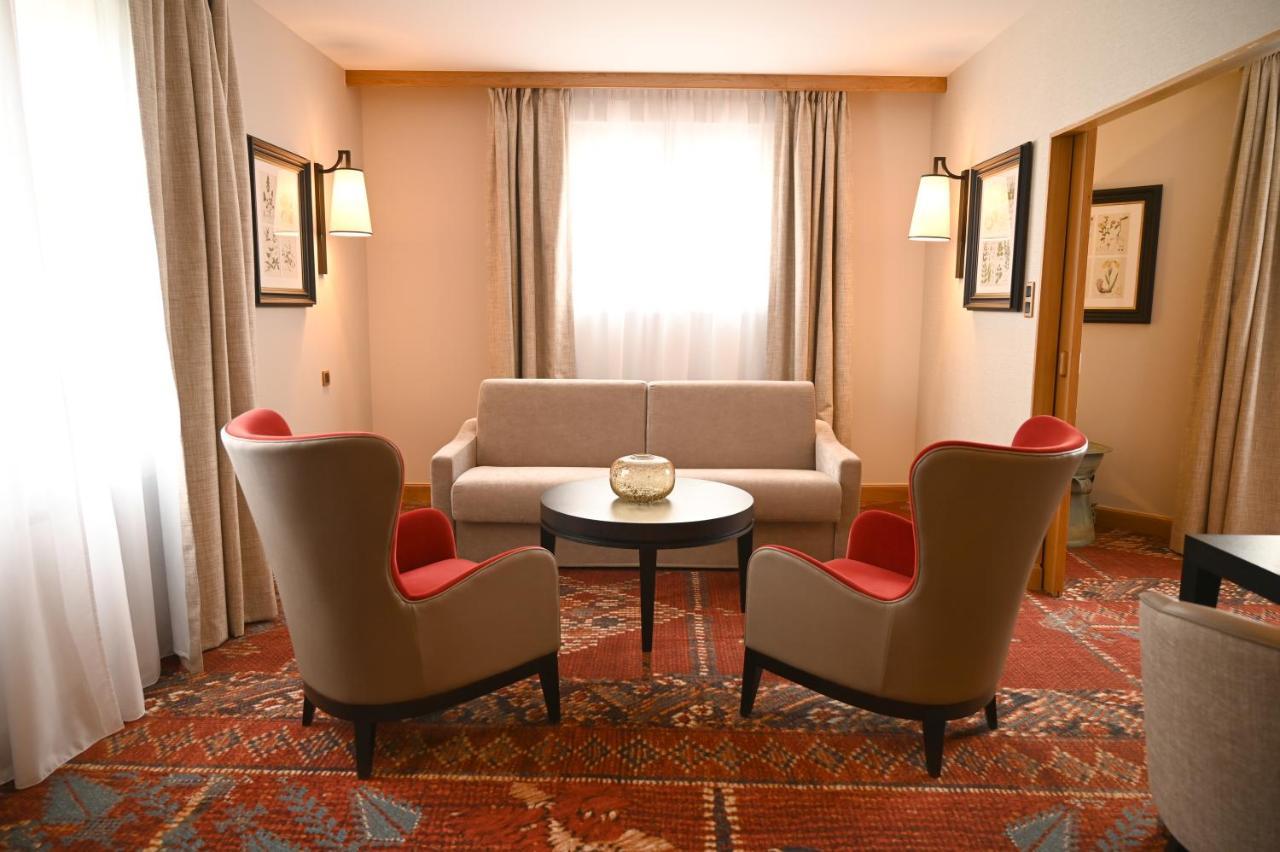 Hotel Le Rempart 투르뉘 외부 사진