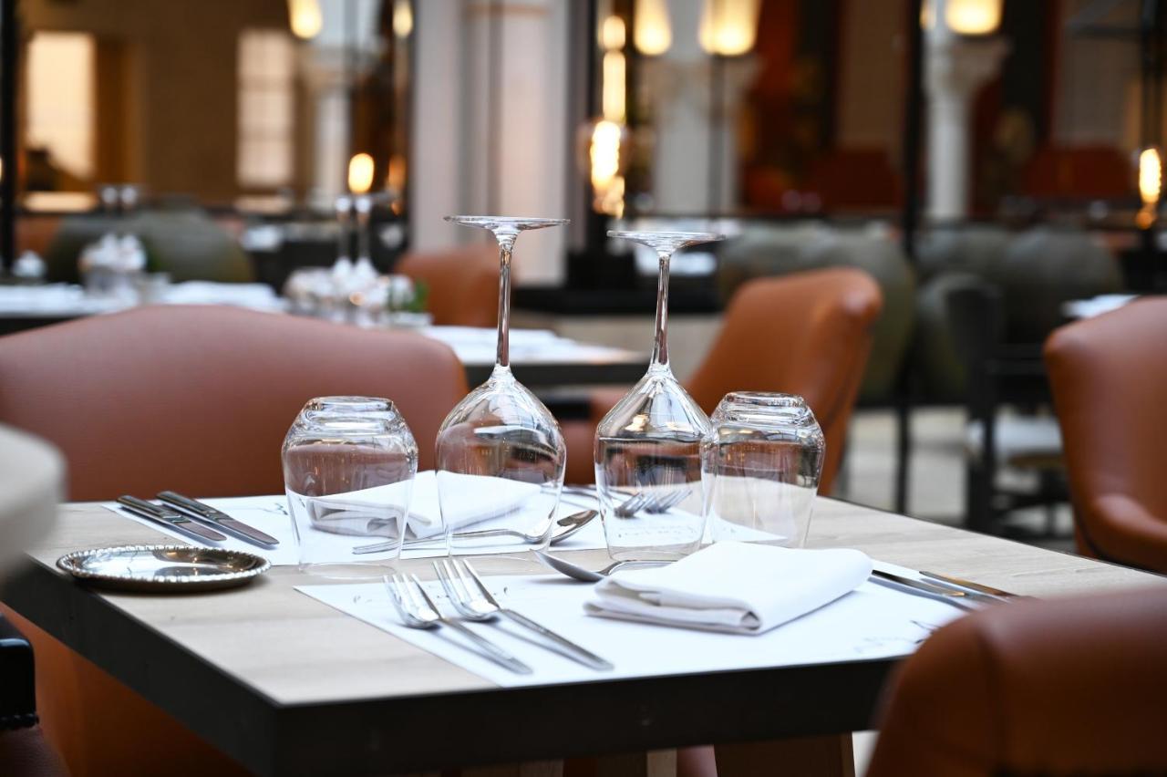 Hotel Le Rempart 투르뉘 외부 사진