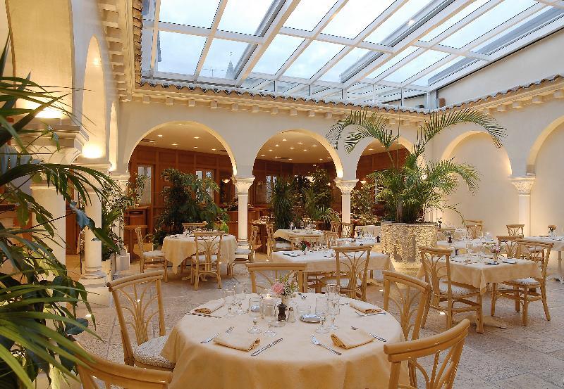 Hotel Le Rempart 투르뉘 외부 사진