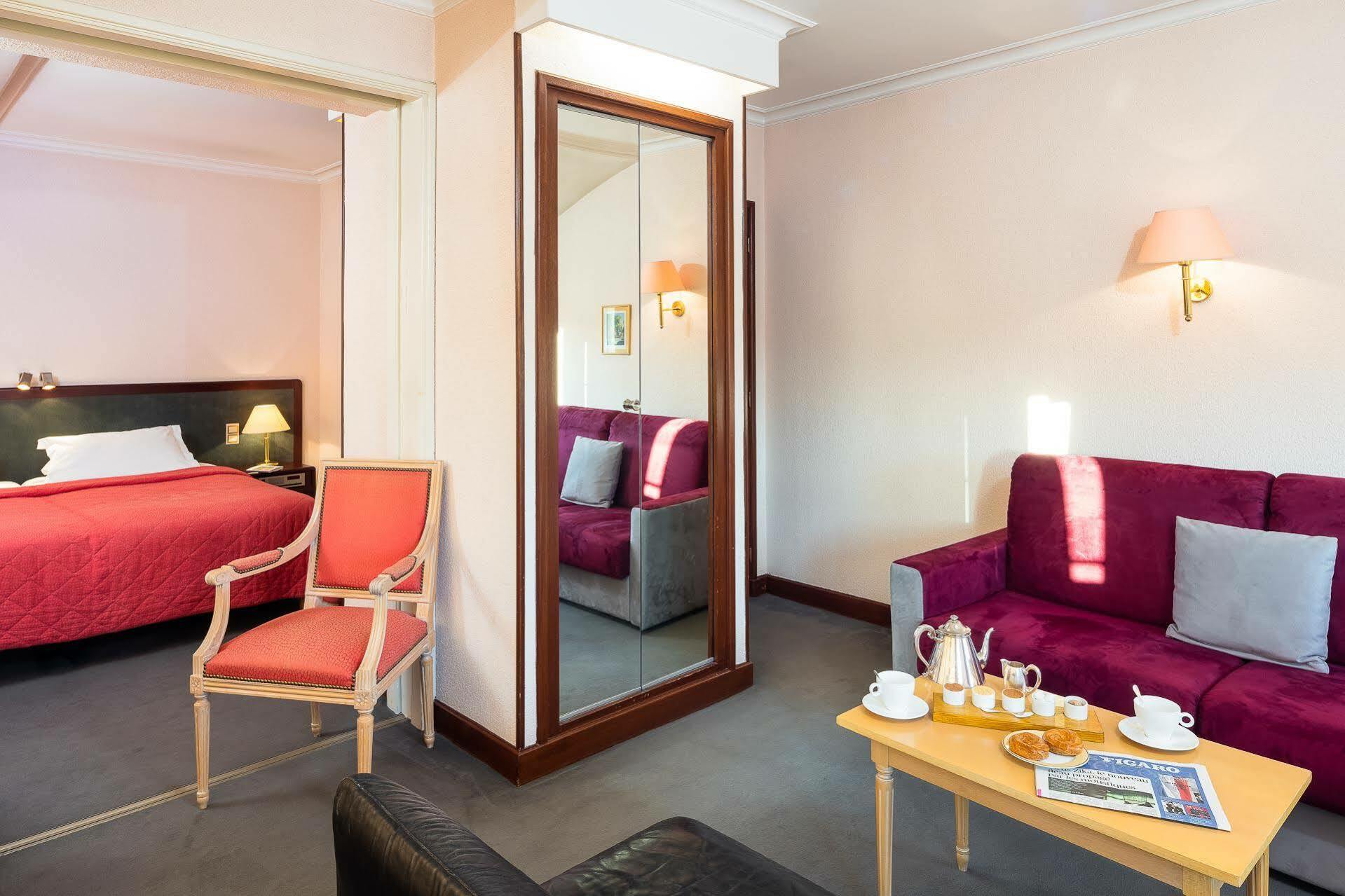 Hotel Le Rempart 투르뉘 외부 사진